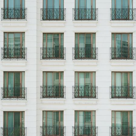 Thomson Residence Hotel Bangkok Exterior photo