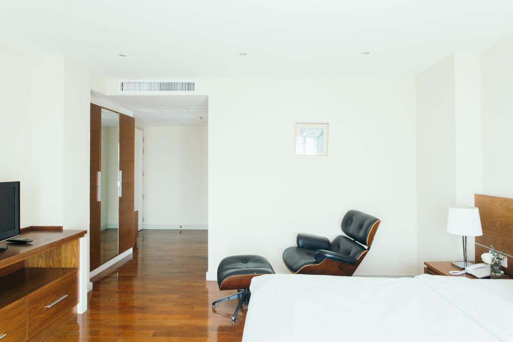 Thomson Residence Hotel Bangkok Exterior photo