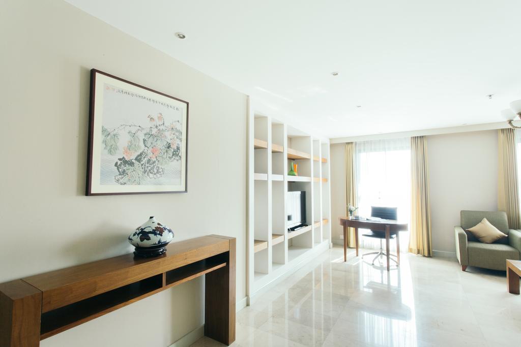 Thomson Residence Hotel Bangkok Exterior photo