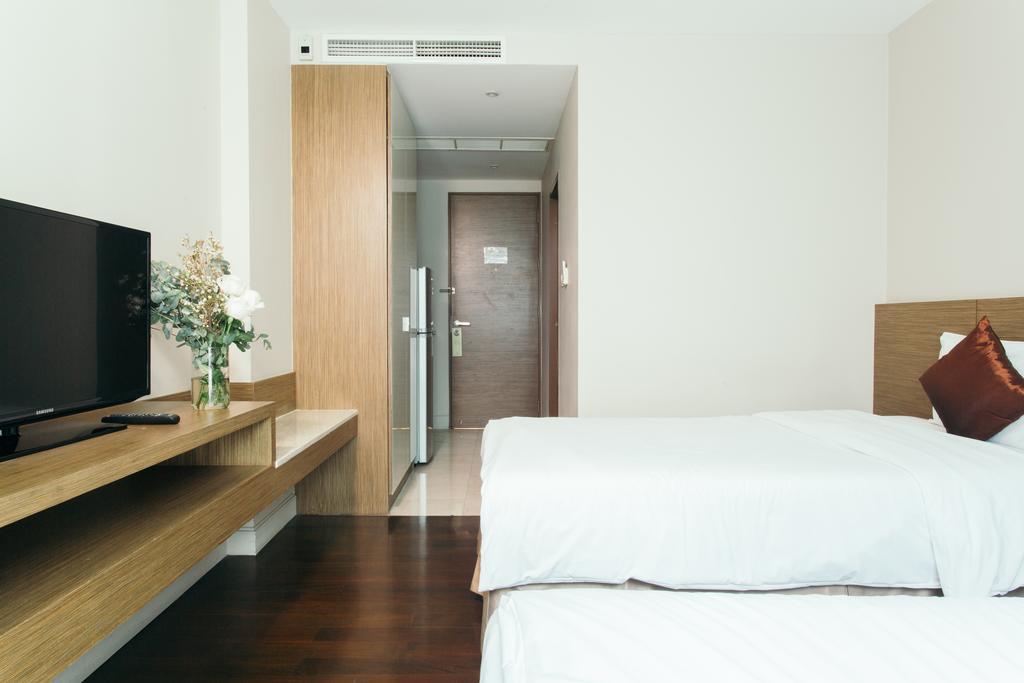 Thomson Residence Hotel Bangkok Exterior photo