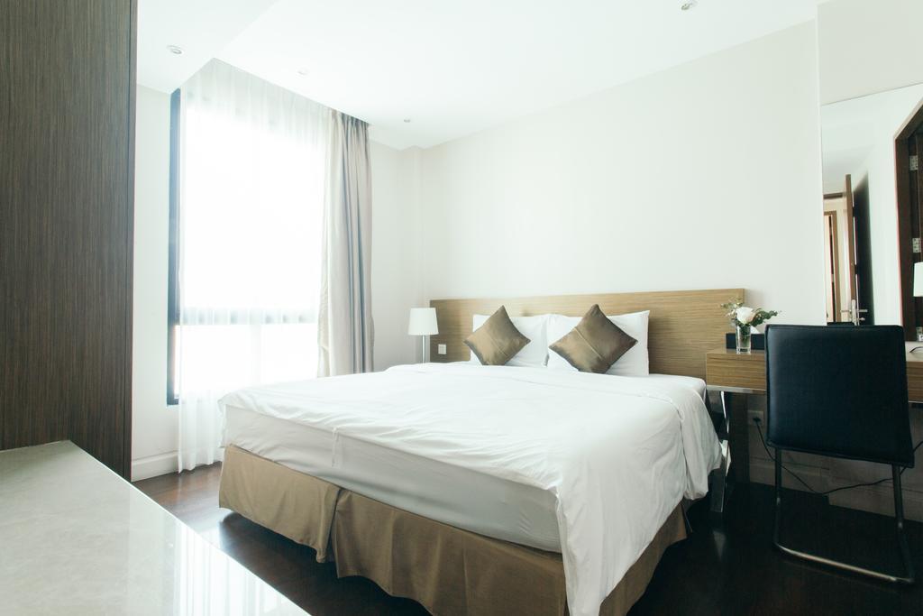 Thomson Residence Hotel Bangkok Exterior photo